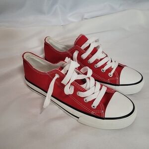 Red Unbranded Converse Style Tennis Shoes Women's Size 9 NWOT
